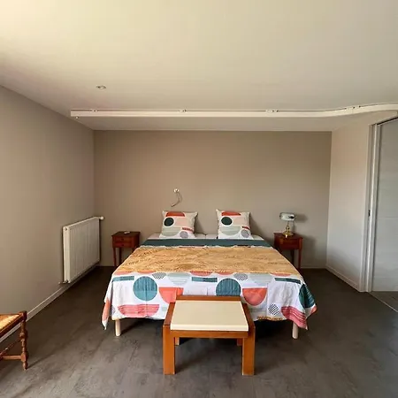 Maison Adaptee Pmr A Les Herbiers, 10min Du Puy Du Fou Holiday home Les Herbiers