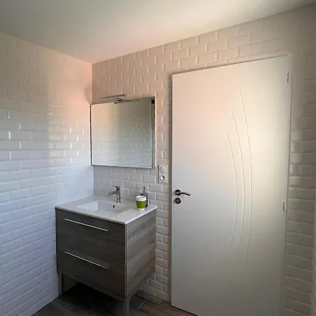 Holiday home Maison Adaptee Pmr A Les Herbiers, 10min Du Puy Du Fou