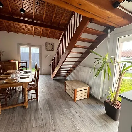 Maison Adaptee Pmr A Les Herbiers, 10min Du Puy Du Fou Les Herbiers